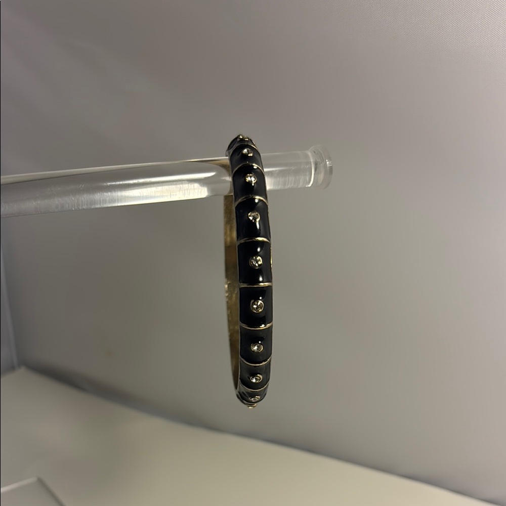 Elegant Black and Gold Bangle - Picture 2 of 4